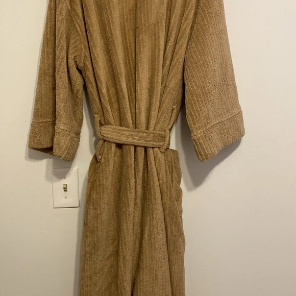 Cozy Brown Robe - Picture 4 of 4